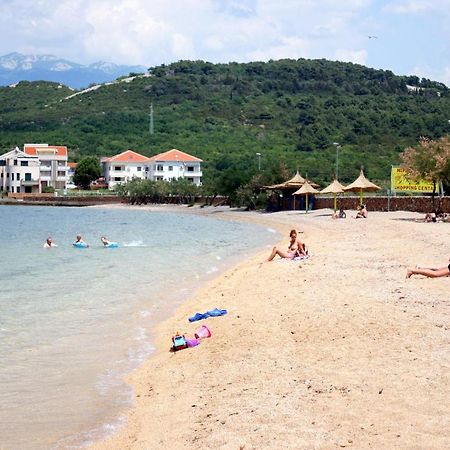 Apartments By The Sea Stara Novalja, Pag - 6301 Bagian luar foto