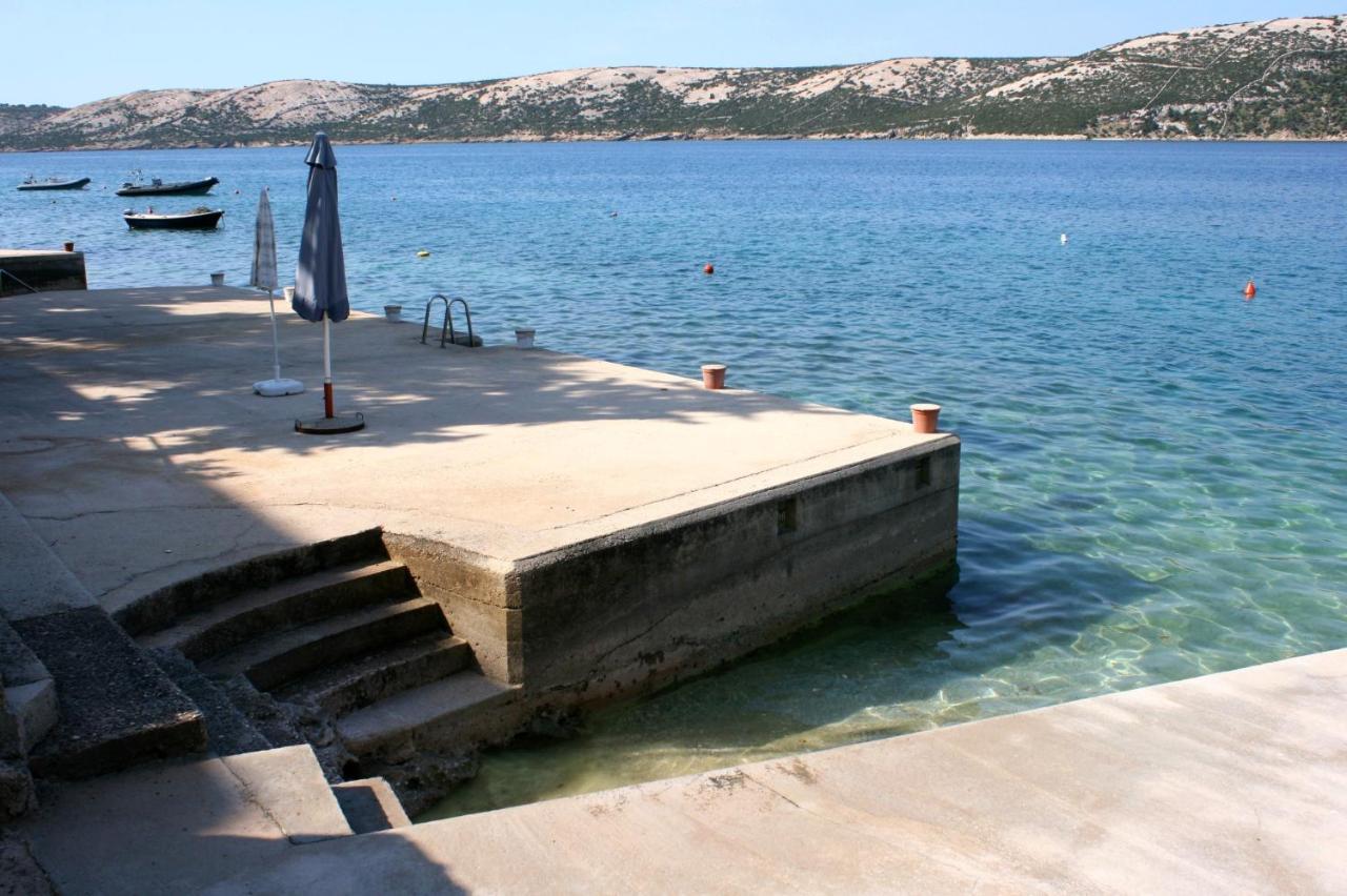 Apartments By The Sea Stara Novalja, Pag - 6301 Bagian luar foto