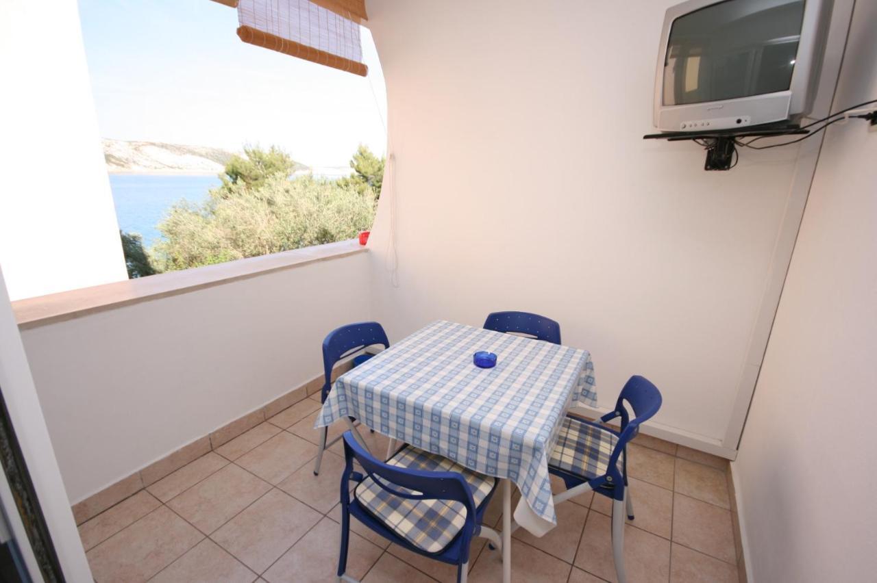 Apartments By The Sea Stara Novalja, Pag - 6301 Bagian luar foto