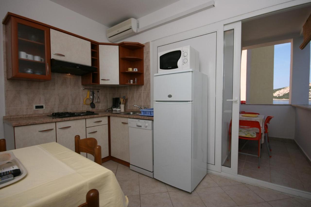 Apartments By The Sea Stara Novalja, Pag - 6301 Bagian luar foto